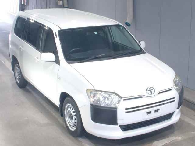 TOYOTA SUCCEED 2017