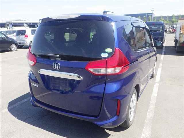 HONDA FREED 2018