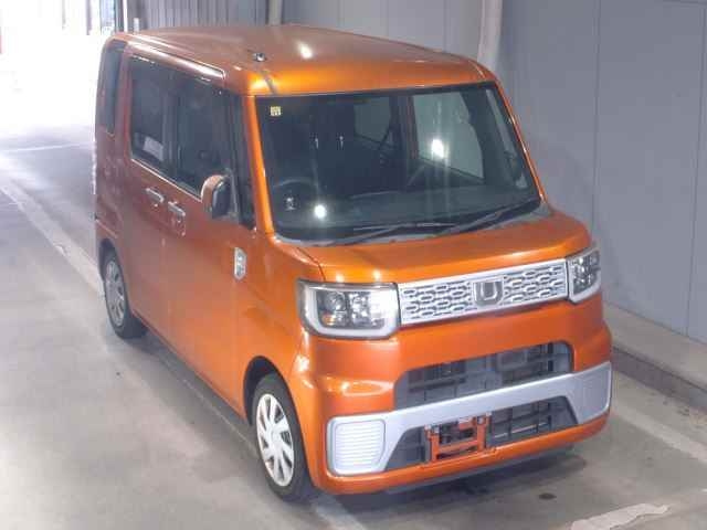DAIHATSU WAKE 2014