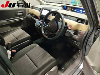 HONDA FREED 2017