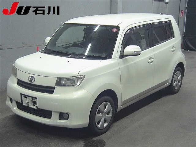 TOYOTA BB 2010