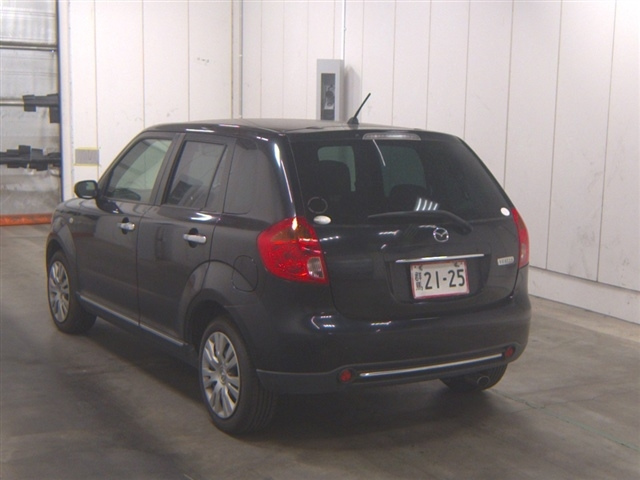 MAZDA VERISA 2014