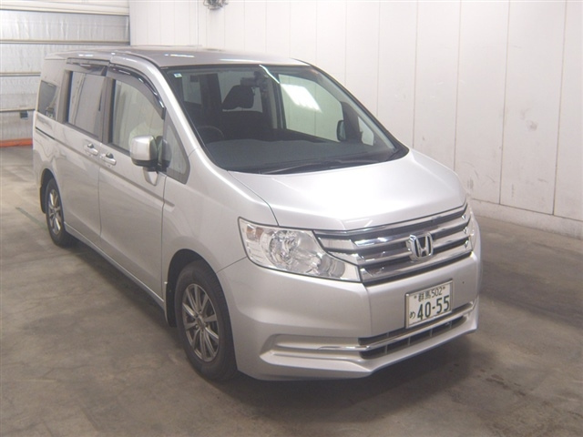 HONDA STEP WAGON 2014