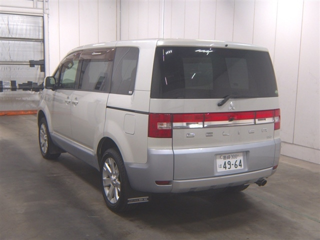 MITSUBISHI DELICA D5 2015