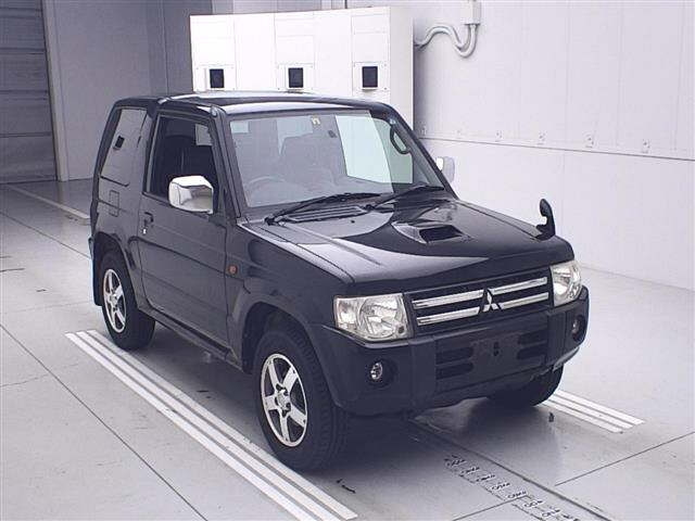 MITSUBISHI PAJERO MINI 2011