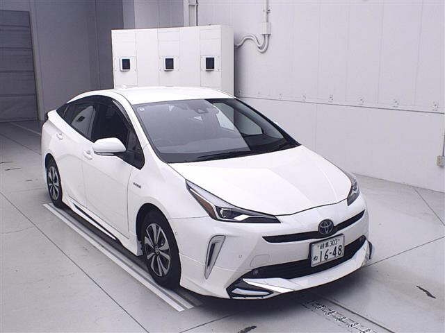 TOYOTA PRIUS 2020