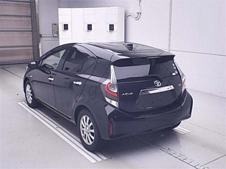 TOYOTA AQUA 2020