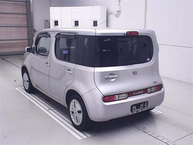 NISSAN CUBE 2012