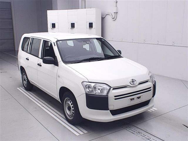 TOYOTA PROBOX 2019