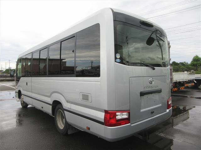 TOYOTA COASTER 2017