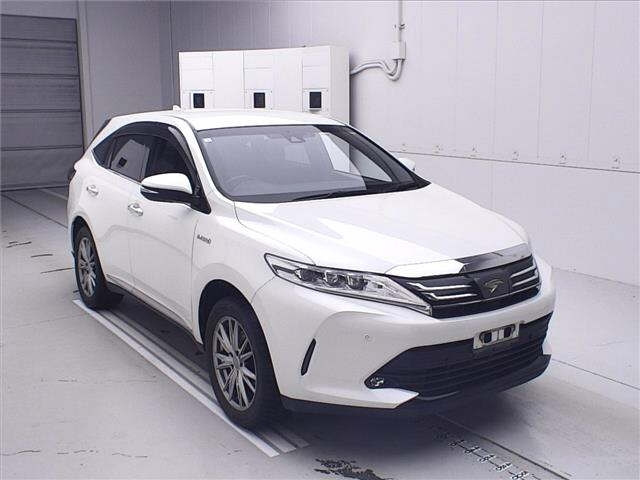 TOYOTA HARRIER 2019