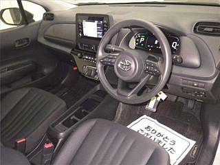 TOYOTA AQUA 2023