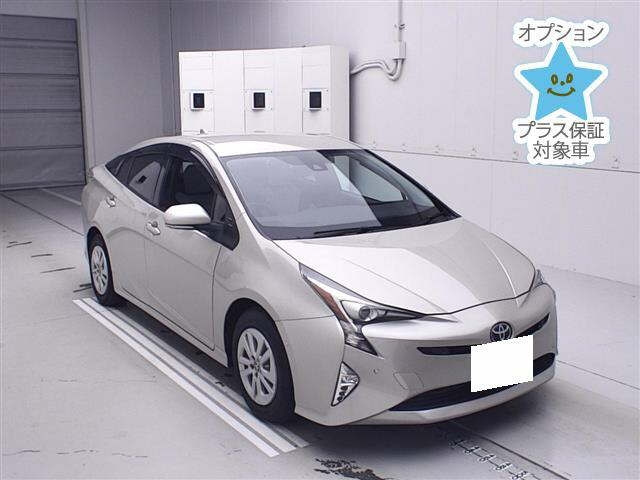 TOYOTA PRIUS 2016
