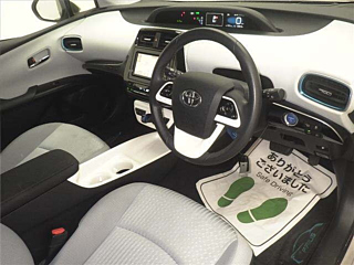 TOYOTA PRIUS 2016