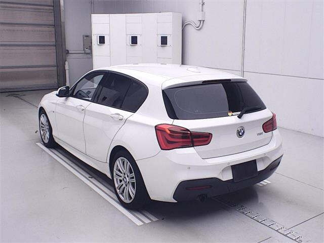 BMW 1 SERIES 2015