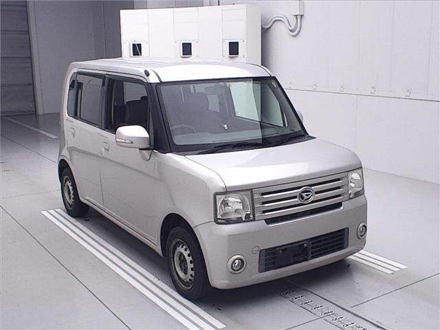 DAIHATSU MOVE CONTE 2010