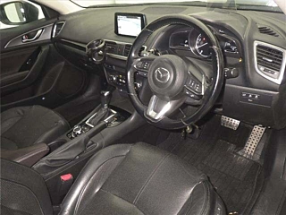 MAZDA AXELA 2017