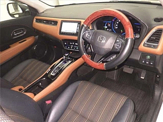 HONDA VEZEL 2015