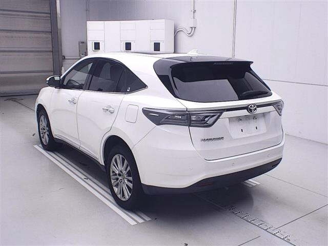 TOYOTA HARRIER 2015