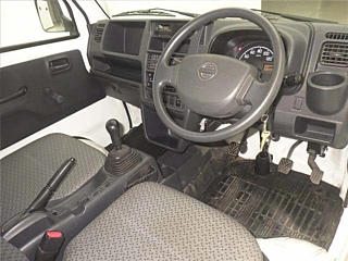 NISSAN CLIPPER TRUCK 2015