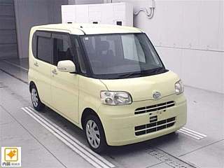 DAIHATSU TANTO 2011