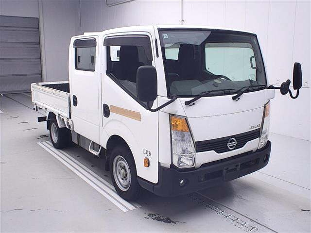NISSAN ATLAS 2015