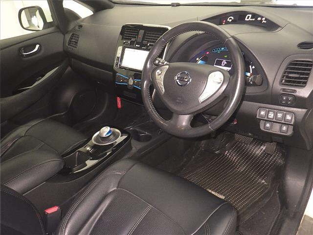 NISSAN LEAF 2014