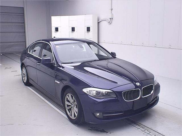 BMW 5 SERIES 2010