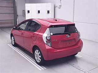 TOYOTA AQUA 2014