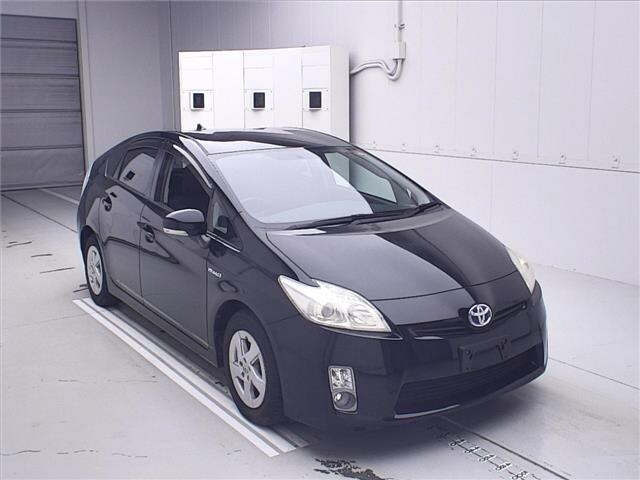 TOYOTA PRIUS 2011