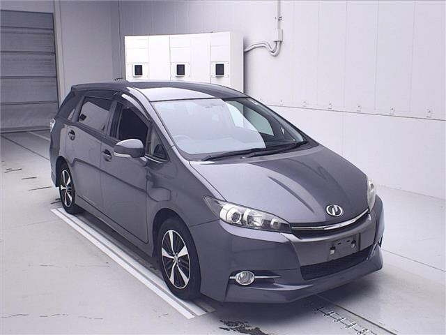 TOYOTA WISH 2012
