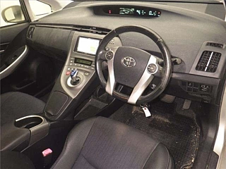 TOYOTA PRIUS 2013