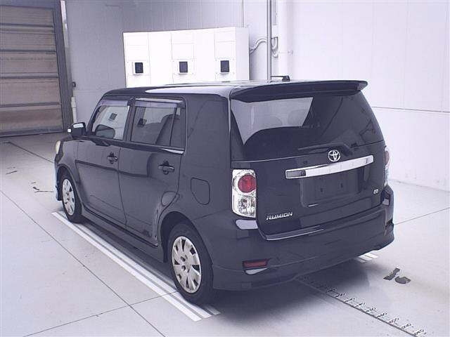 TOYOTA COROLLA RUMION 2012