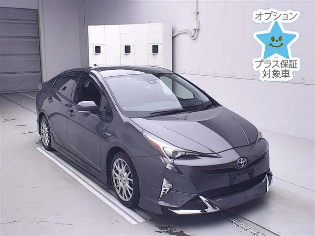 TOYOTA PRIUS 2016