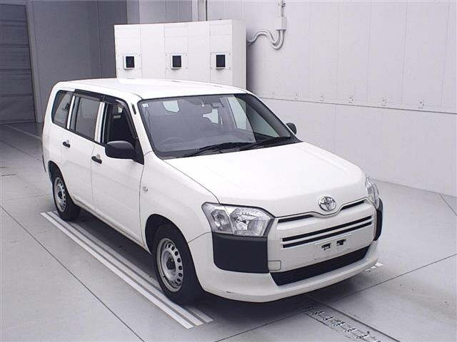 TOYOTA PROBOX 2020