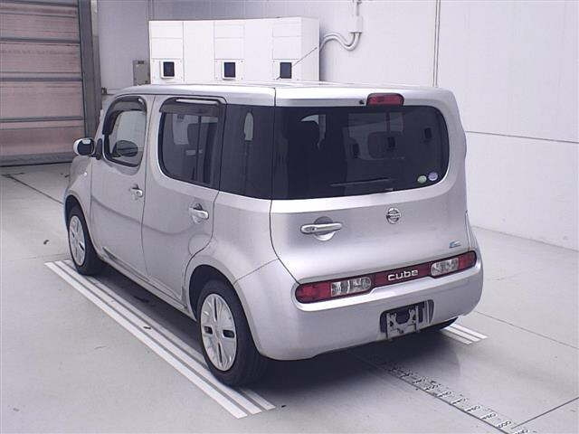NISSAN CUBE 2012