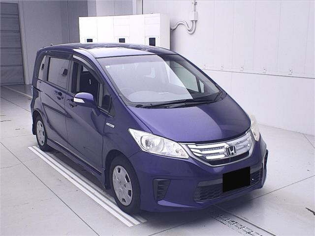 HONDA FREED 2012