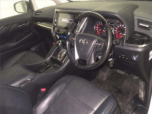 TOYOTA ALPHARD 2018