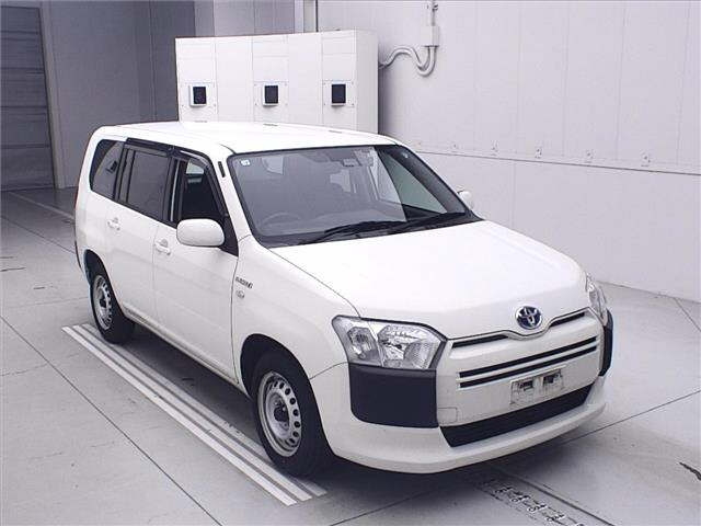 TOYOTA PROBOX 2020