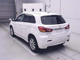 MITSUBISHI RVR 2010
