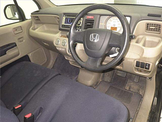 HONDA LIFE 2010