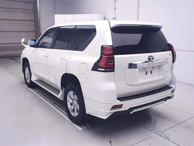 TOYOTA LAND CRUISER PRADO 2020