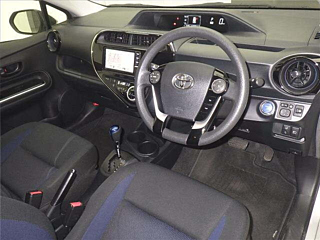 TOYOTA AQUA 2020