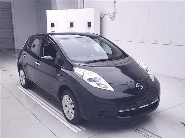 NISSAN LEAF 2016