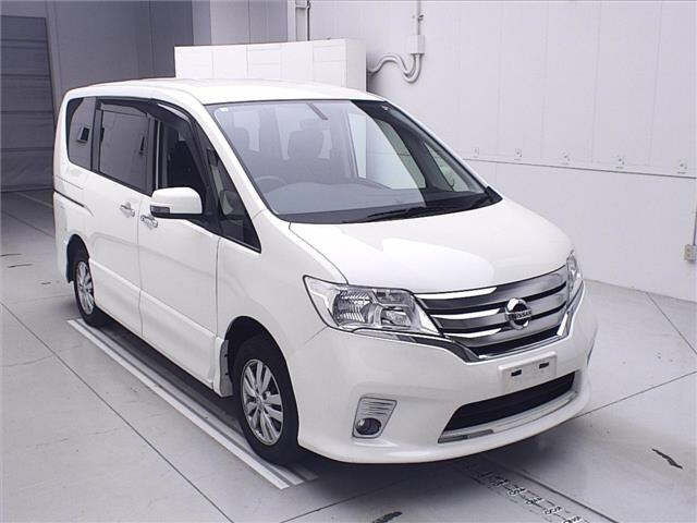 NISSAN SERENA 2012
