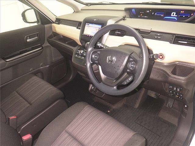 HONDA FREED 2017