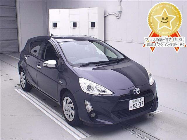 TOYOTA AQUA 2015