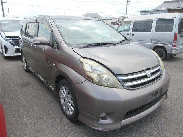 TOYOTA ISIS 2009