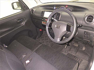 DAIHATSU TANTO 2011