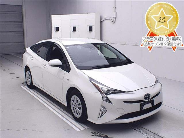 TOYOTA PRIUS 2018